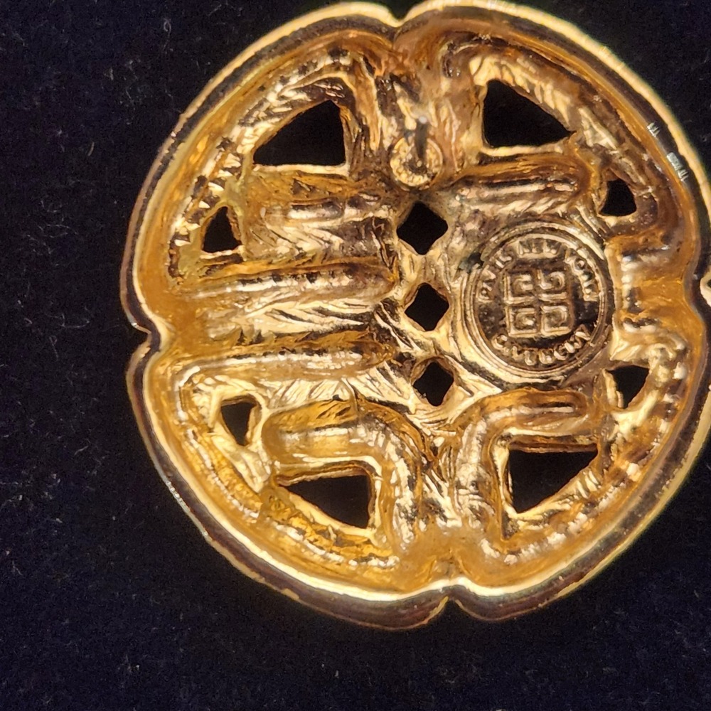 GIVENCHY  LOGO Gold Tone Pierced Vintage Earrings. - Picture 7 of 9